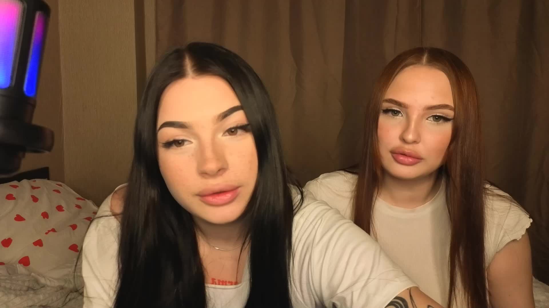 LisaAndDenis Cam Model Chat October 29, 2025