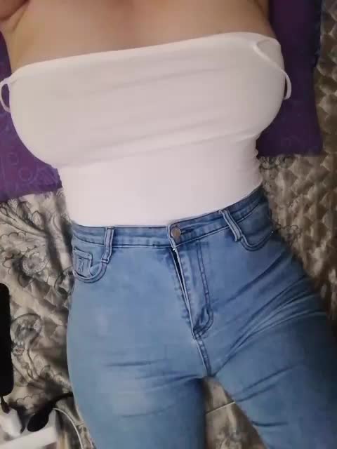 -Tiffany- Cam Model Chat October 29, 2025