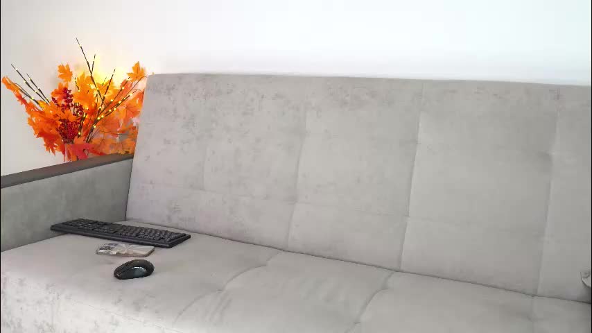 milly____ Cam Model Chat October 29, 2025