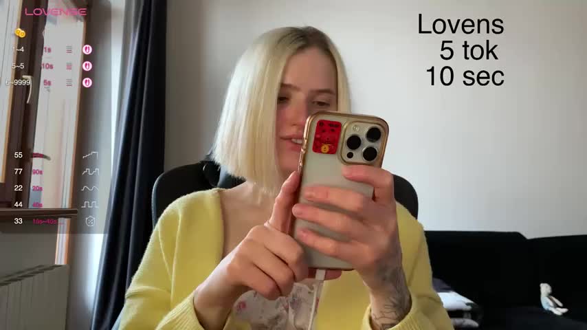 Sexy_Sweets Cam Model Chat October 29, 2025