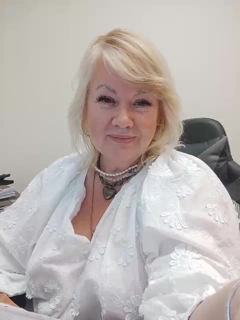 BESTija-1 Cam Model Chat October 29, 2025