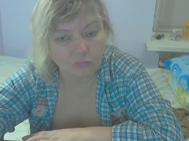 LucyAlexis Cam Model Chat October 29, 2025