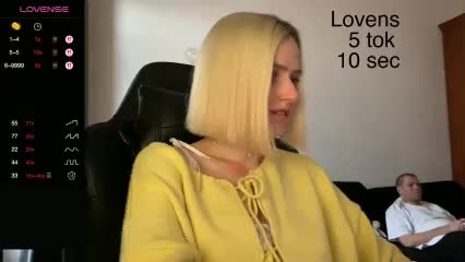 Sexy-Sweets Cam Model Chat October 29, 2025