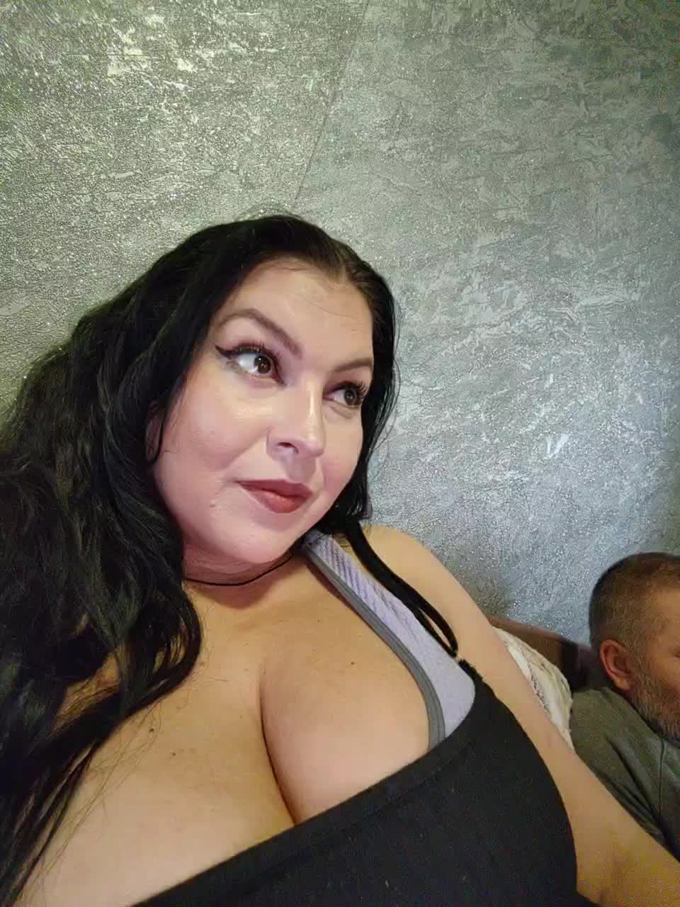 Cleopatra1990 Cam Model Chat October 29, 2025