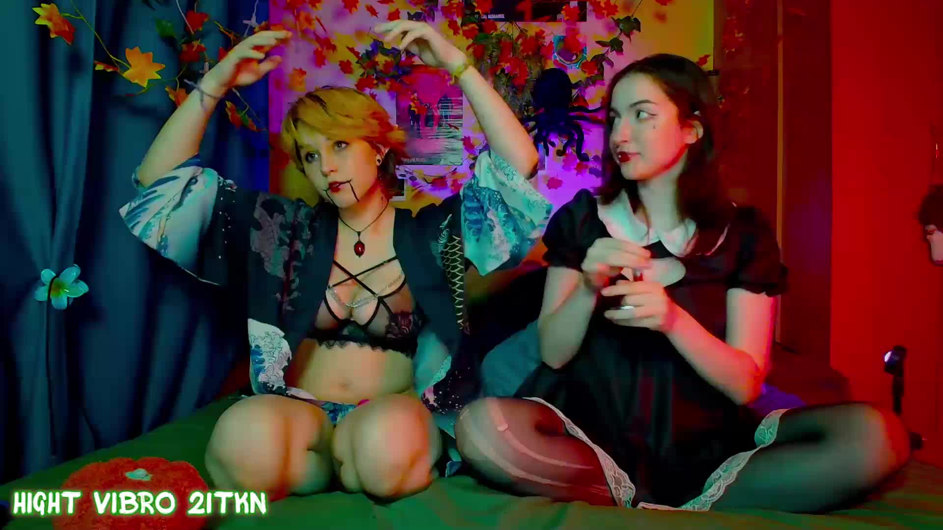 Tricky_Kitsune Cam Model Chat October 29, 2025