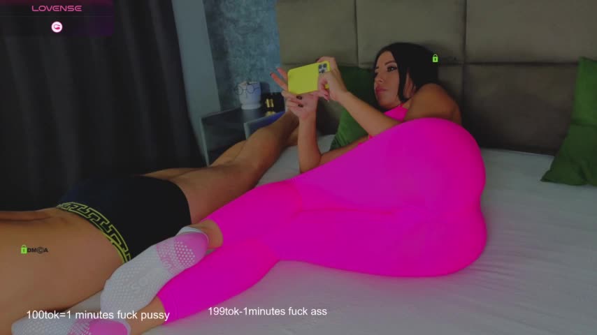 -Criss__Alex-__ Cam Model Chat October 29, 2025