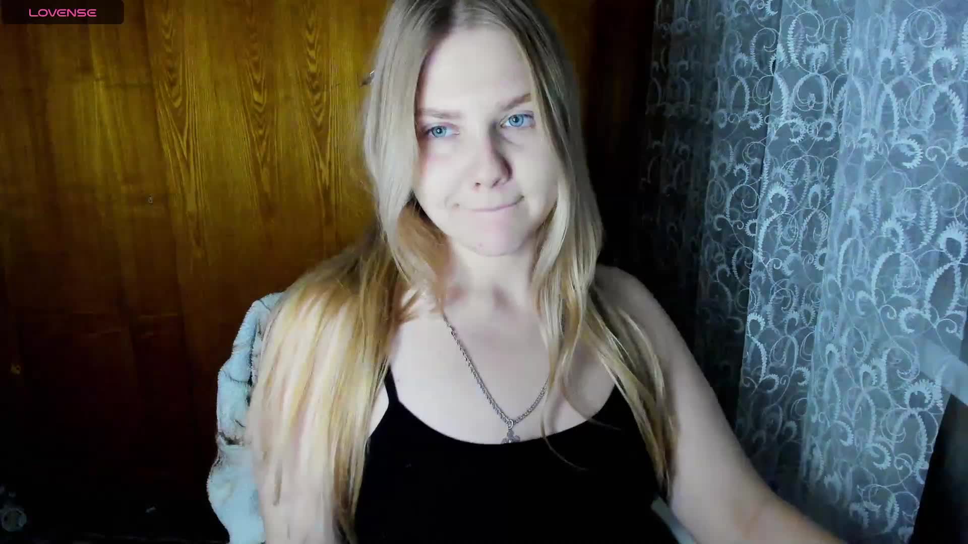 Emma-Frizea Cam Model Chat October 29, 2025