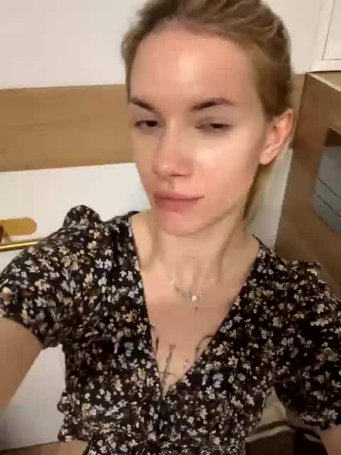 Millashaa Cam Model Chat October 29, 2025