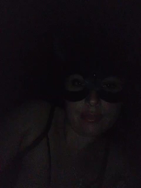 CJlaDkuE_MblcJlu Cam Model Chat October 29, 2025