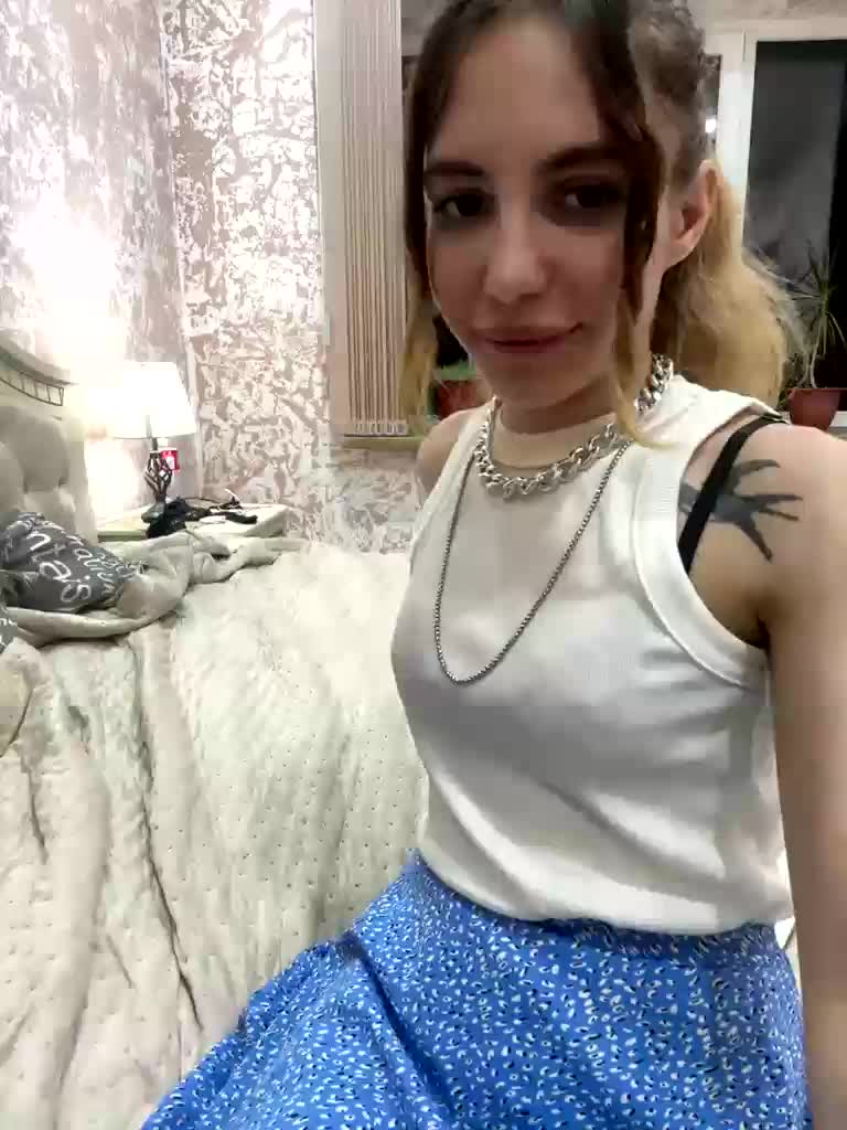 Buzzyd Cam Model Chat October 29, 2025