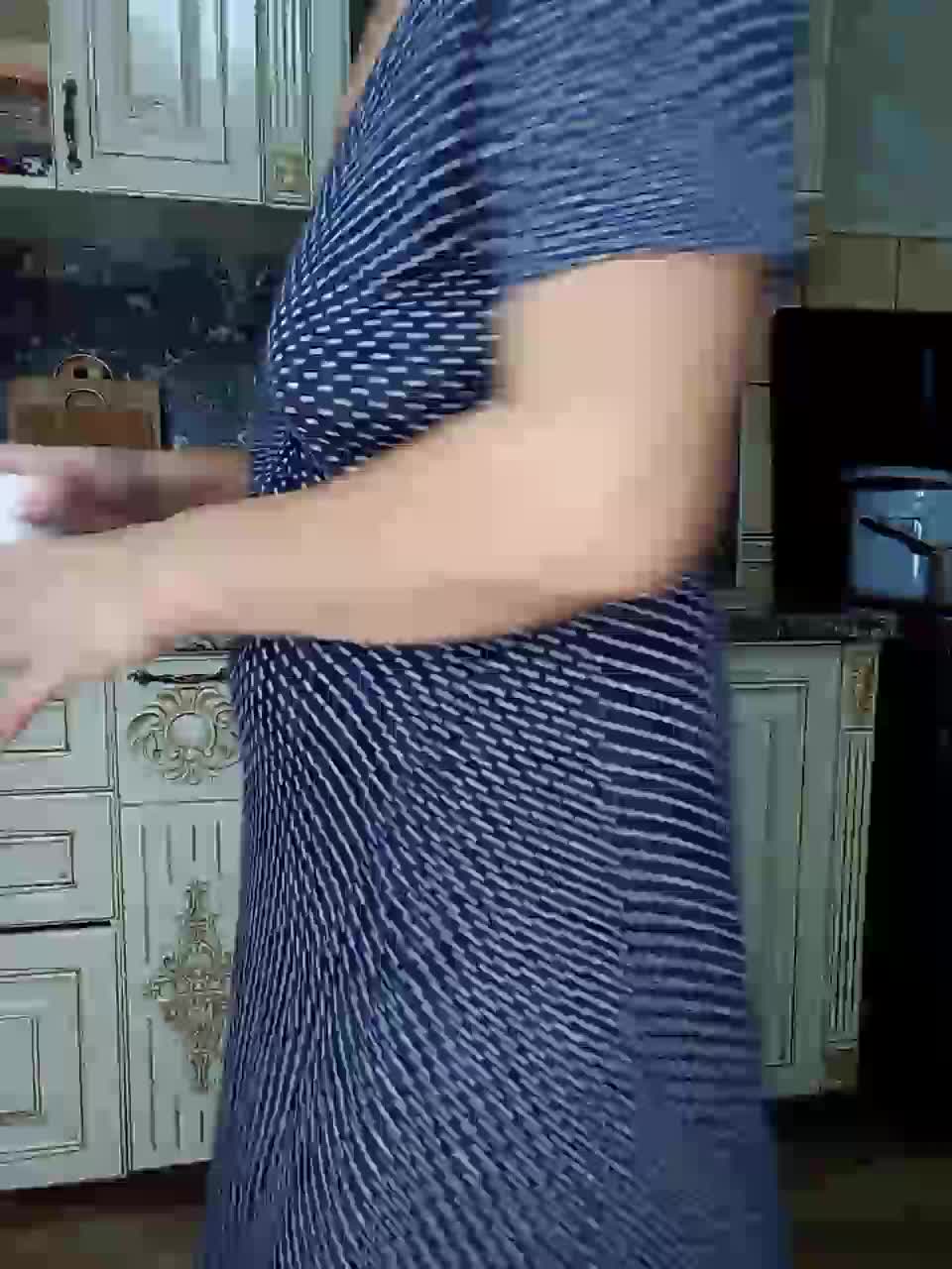 nika74- Cam Model Chat October 29, 2025