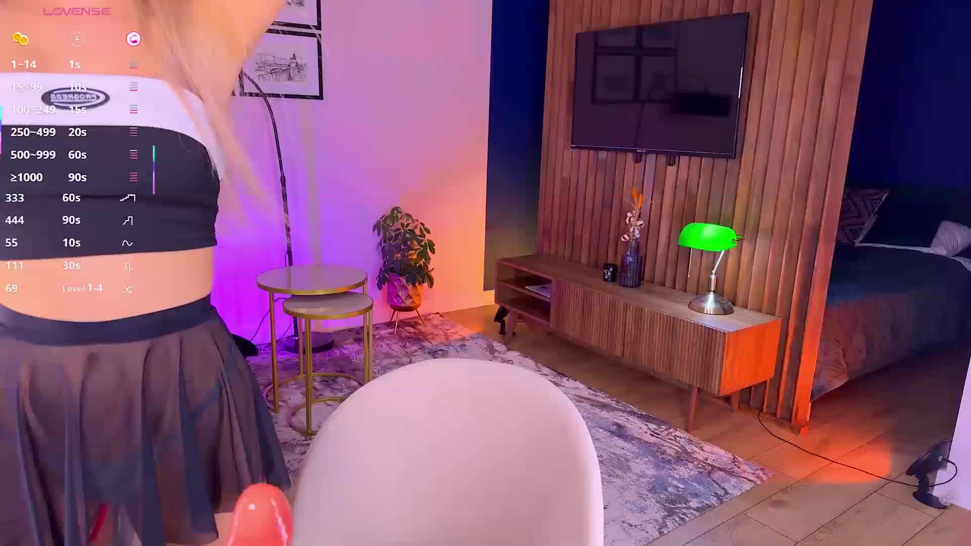 BlushMikki Cam Model Chat October 29, 2025