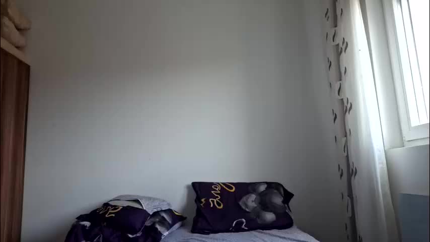 milf44milf Cam Model Chat October 29, 2025