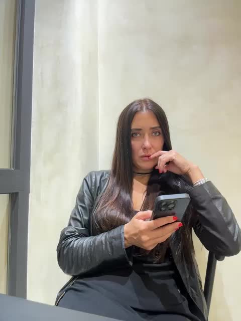 Marianna_ Cam Model Chat October 29, 2025