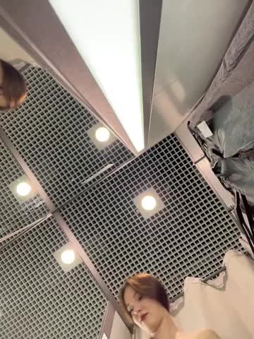 OlivkaVif Cam Model Chat October 29, 2025