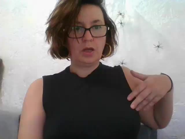 ARINA-XXX Cam Model Chat October 29, 2025