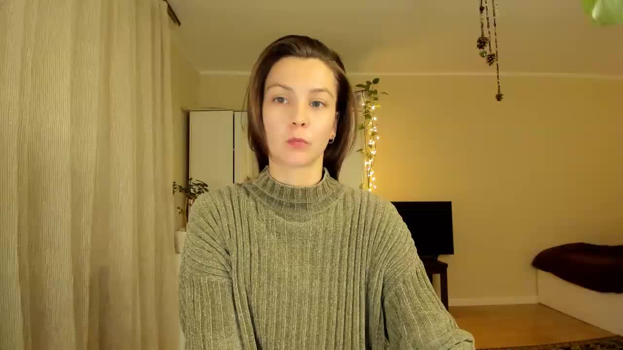 Sweet_Water Cam Model Chat October 29, 2025