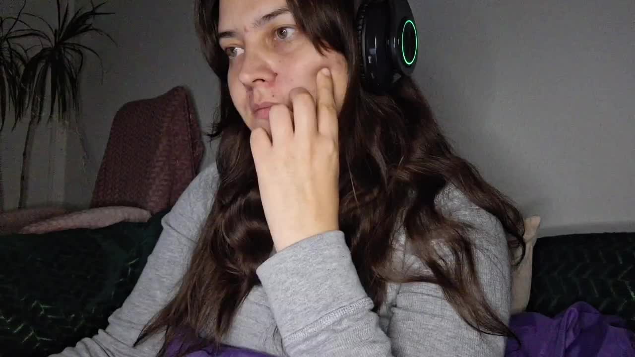 CyndeeWinter Cam Model Chat October 29, 2025