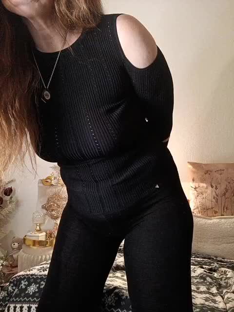 HelenBerg Cam Model Chat October 29, 2025