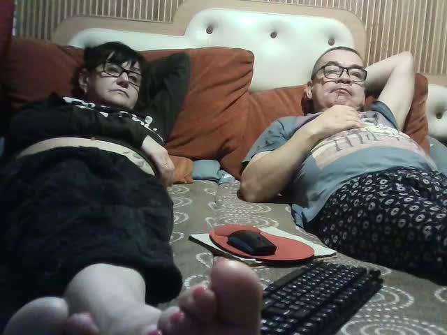 coupleofcoolx Cam Model Chat October 29, 2025