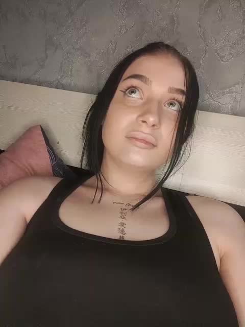 22Alaska22 Cam Model Chat October 29, 2025