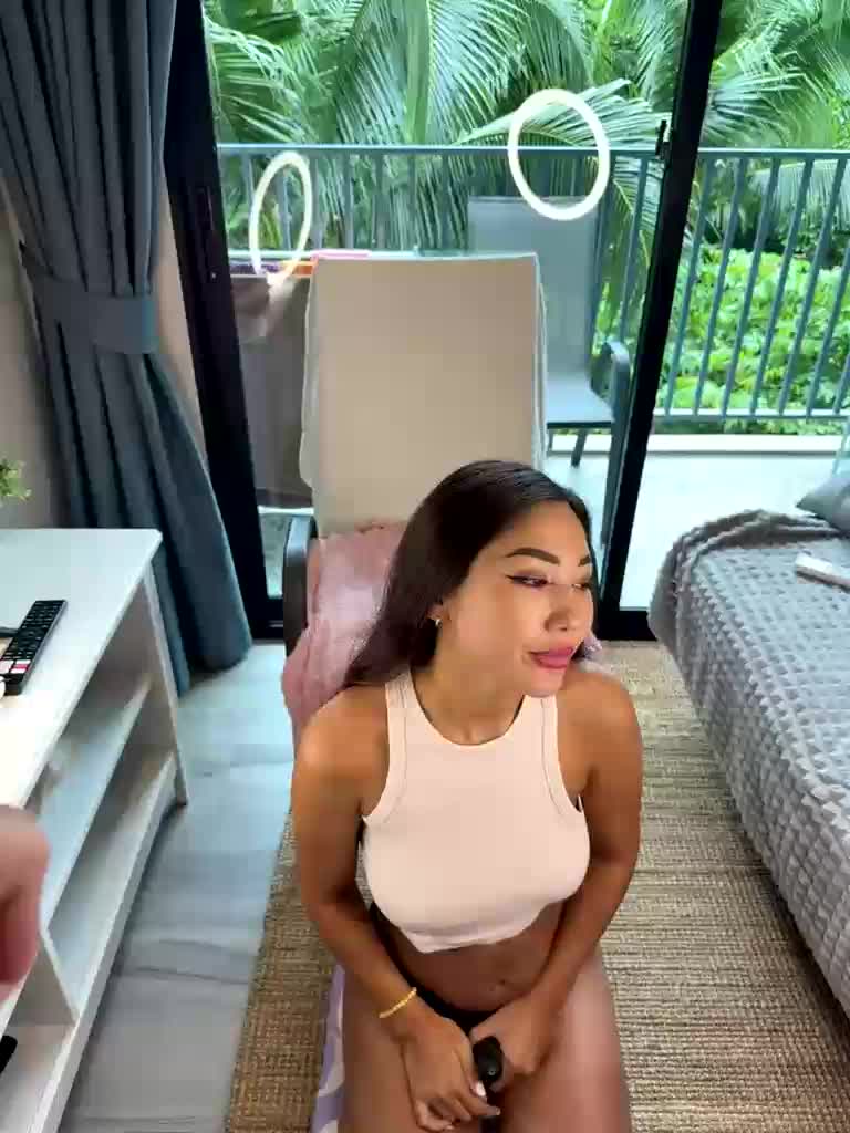 lean-lie Cam Model Chat October 29, 2025