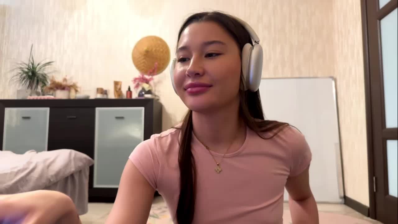 LakishaYanish Cam Model Chat October 29, 2025