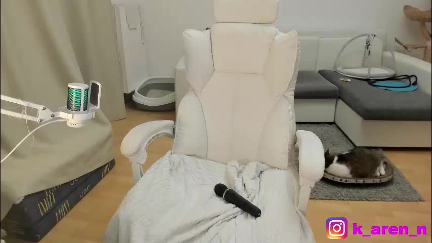 karen0092 Cam Model Chat October 29, 2025