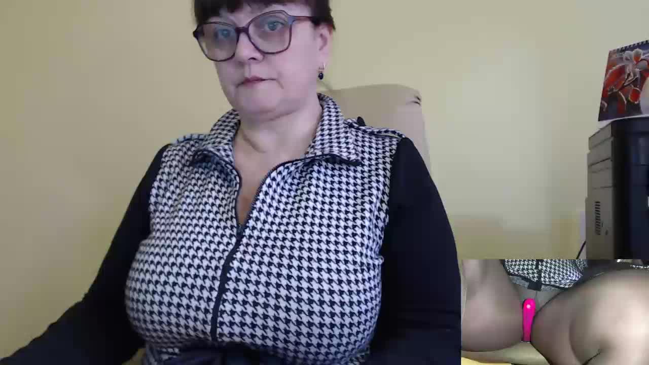 KamiHitoro Cam Model Chat October 29, 2025