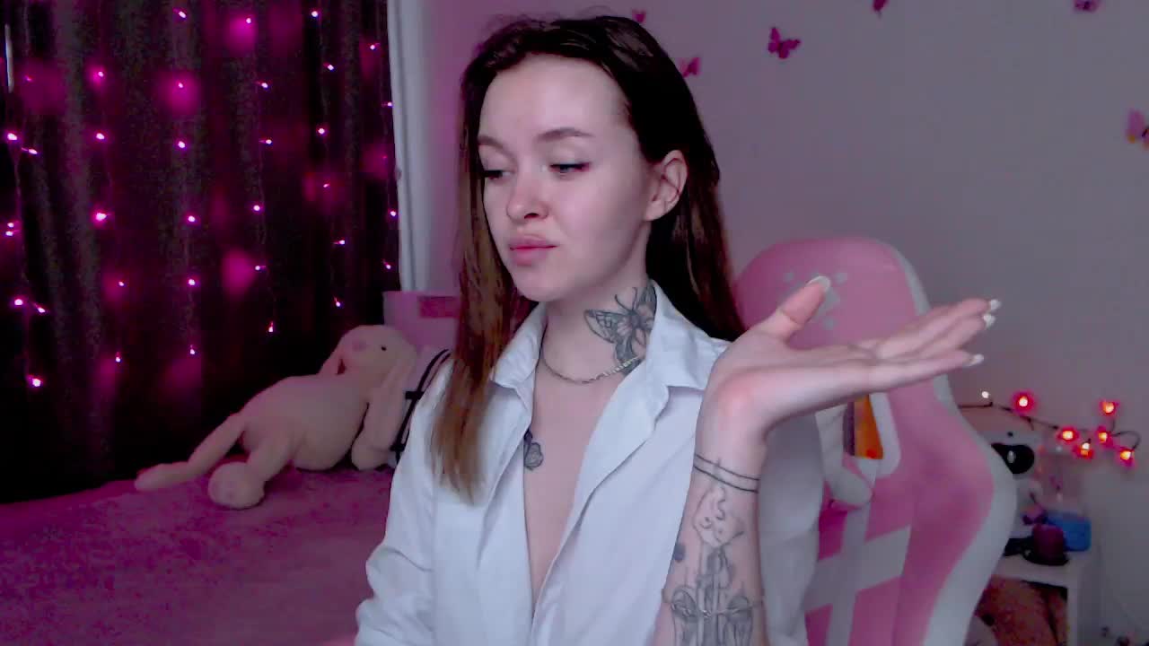 NaughtyMable Cam Model Chat October 29, 2025