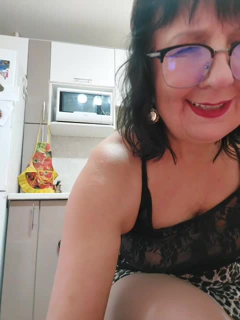 LaliaMia Cam Model Chat October 29, 2025