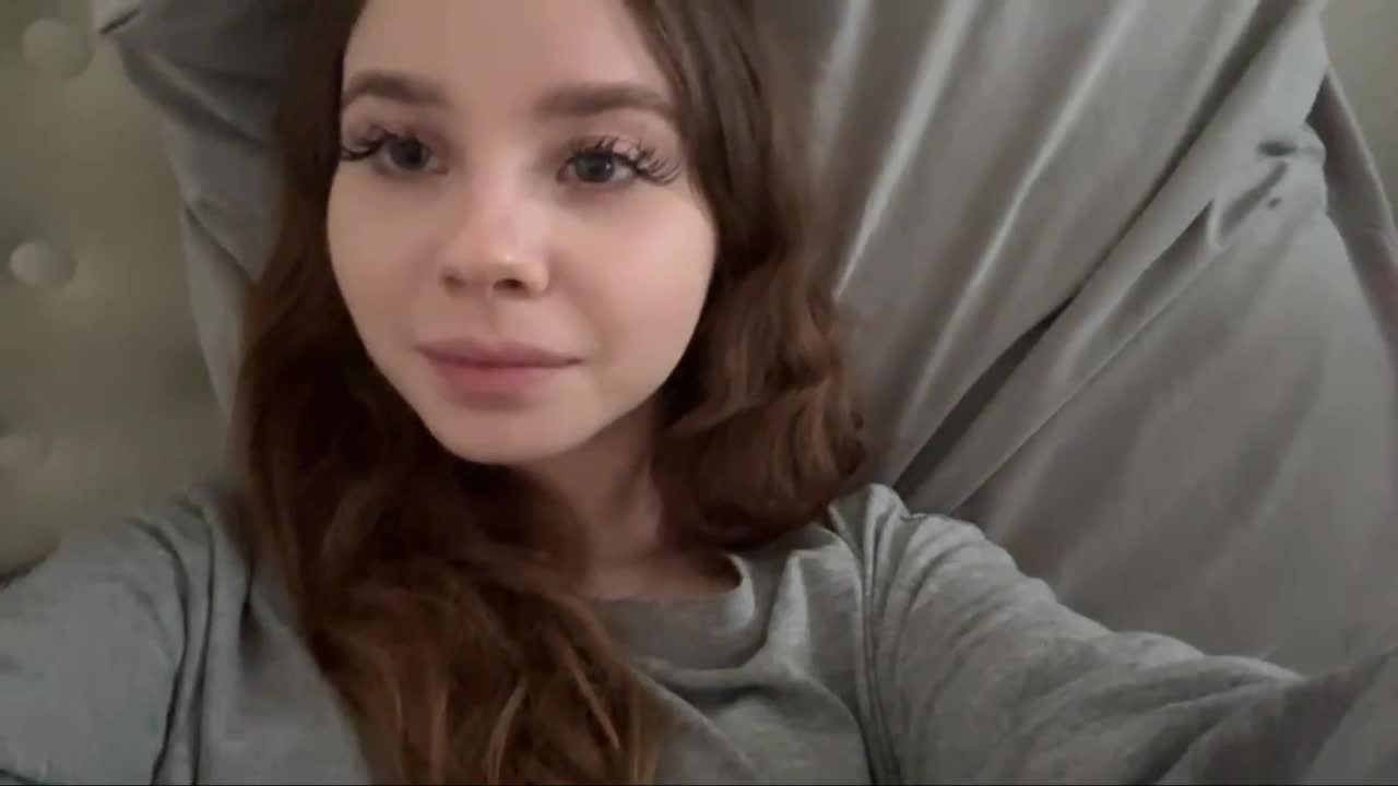 Lil-RO-XO Cam Model Chat October 29, 2025