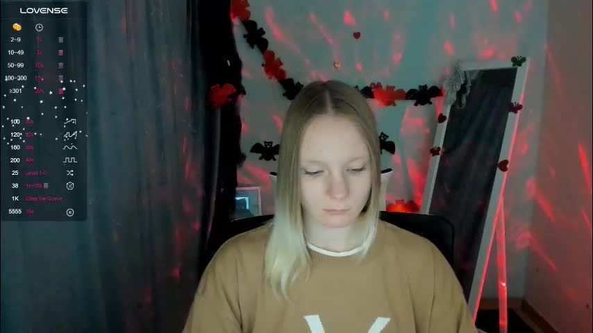 kelly_lly Cam Model Chat October 29, 2025