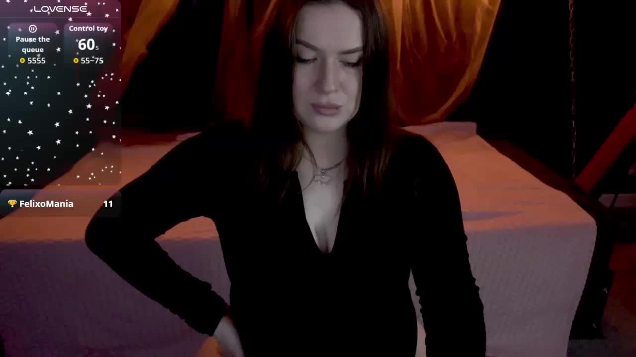 AliceOfWonders Cam Model Chat October 29, 2025