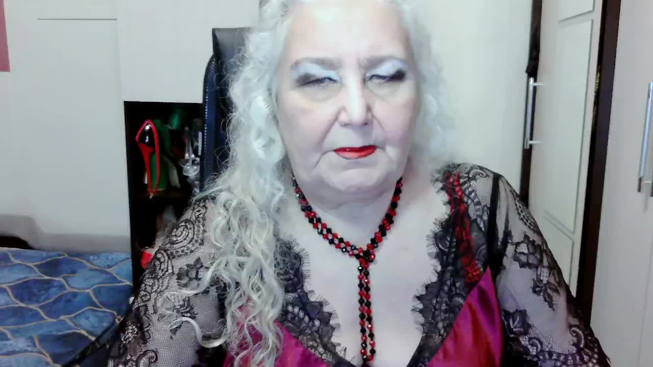 GrannyWants Cam Model Chat October 29, 2025