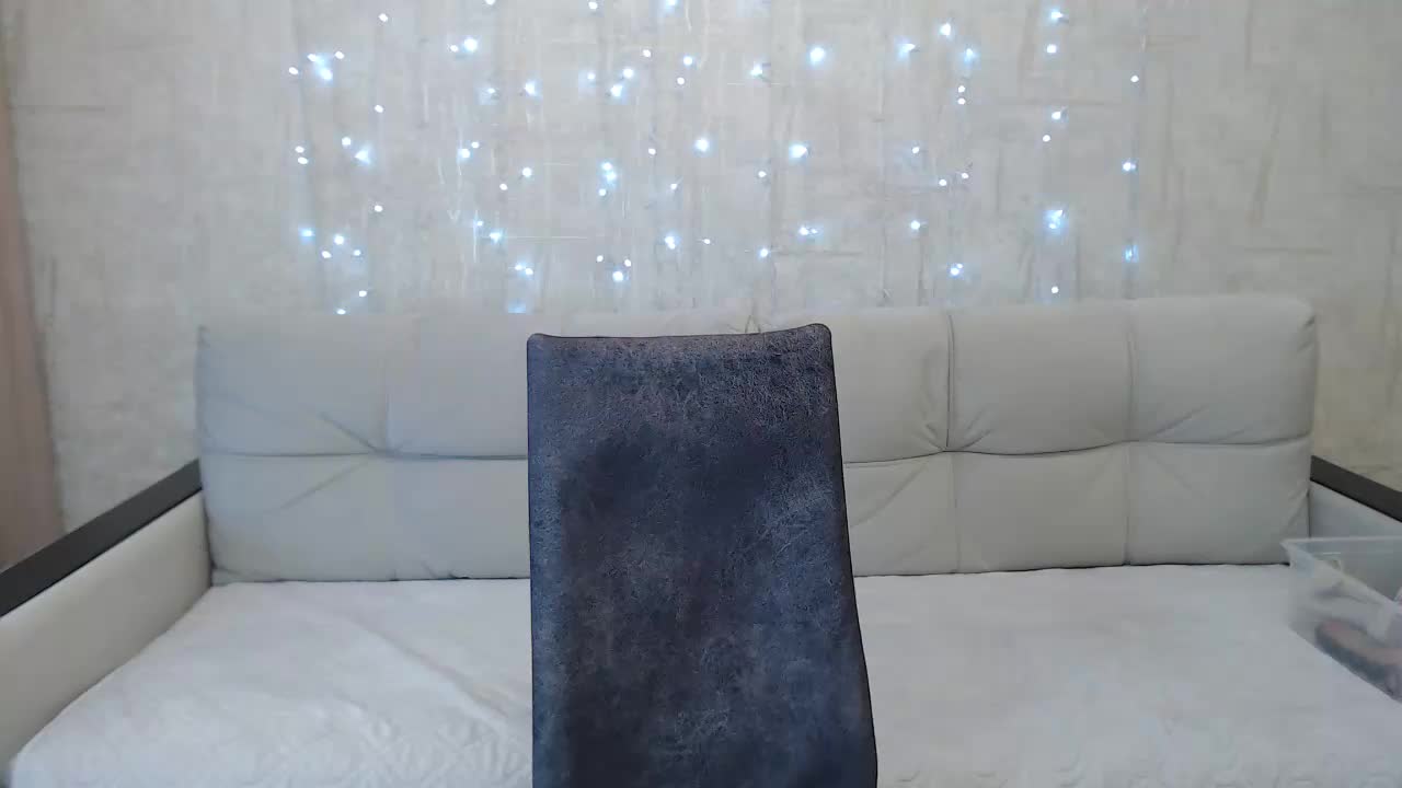 JenniferTheChic Cam Model Chat October 29, 2025