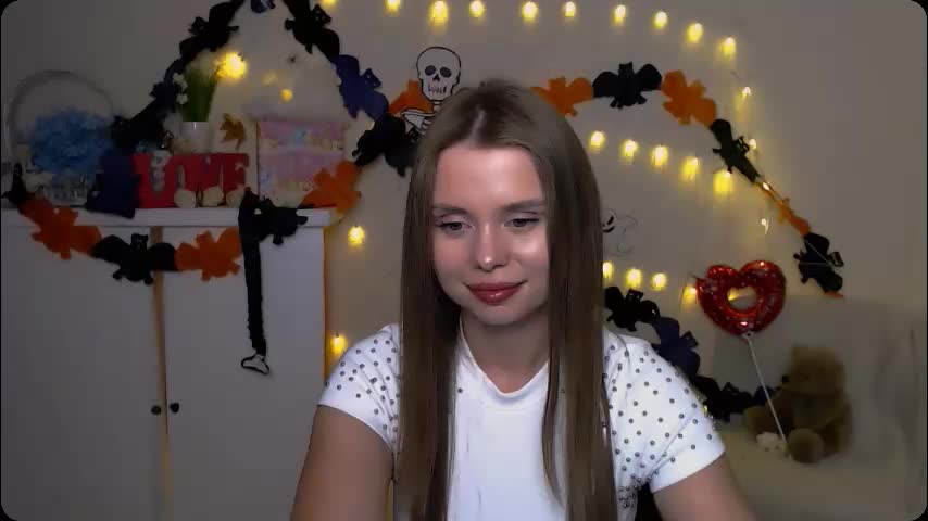 dream_mari Cam Model Chat October 29, 2025