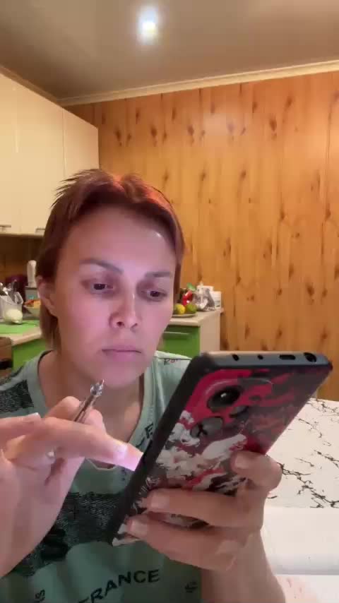 vik77777A Cam Model Chat October 29, 2025