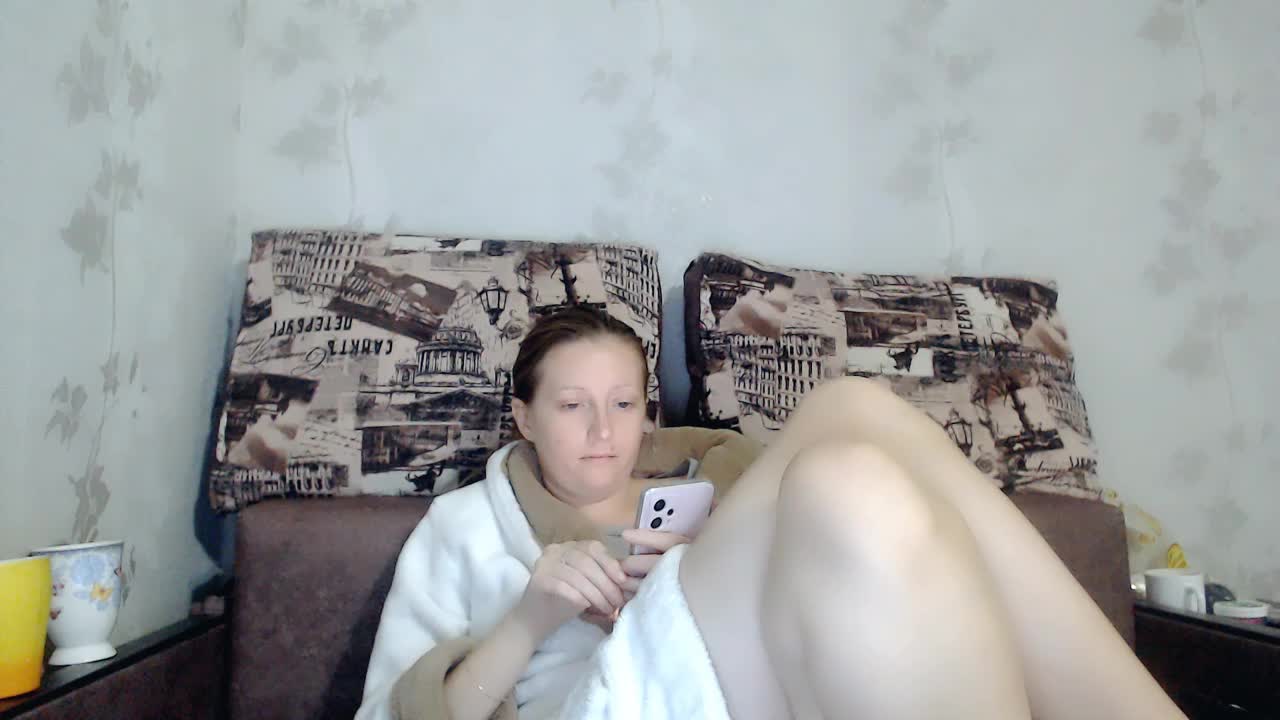 angel-sexy Cam Model Chat October 29, 2025