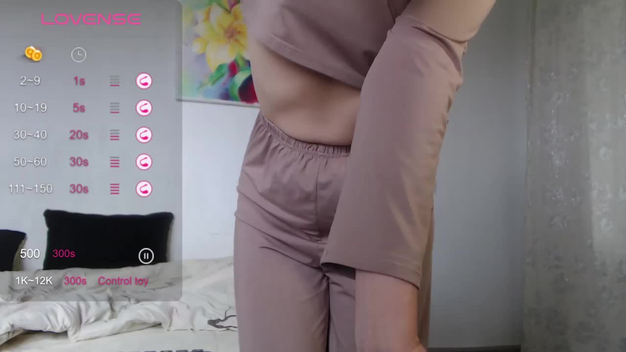 monikaG Cam Model Chat October 29, 2025