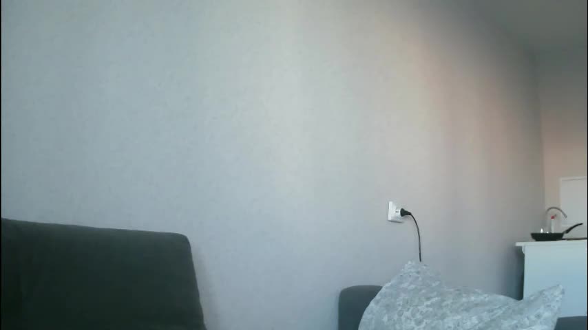 lollylol11 Cam Model Chat October 29, 2025