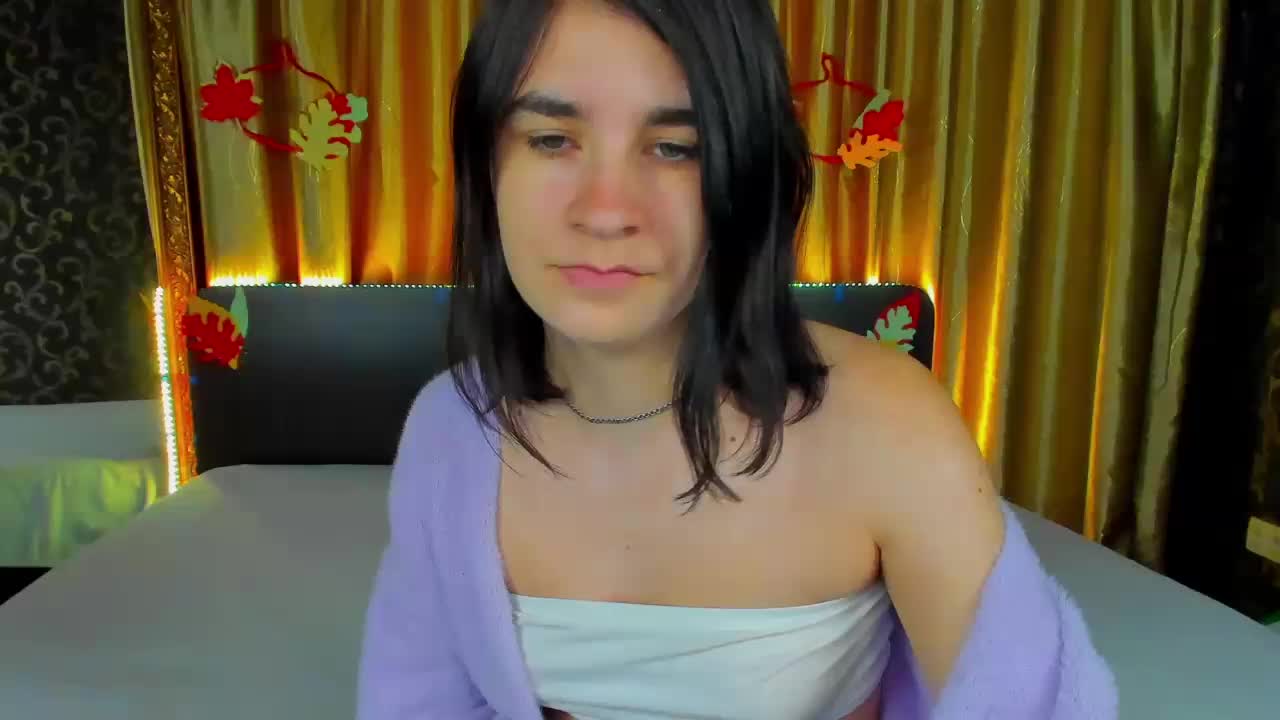 Polly-Love Cam Model Chat October 29, 2025