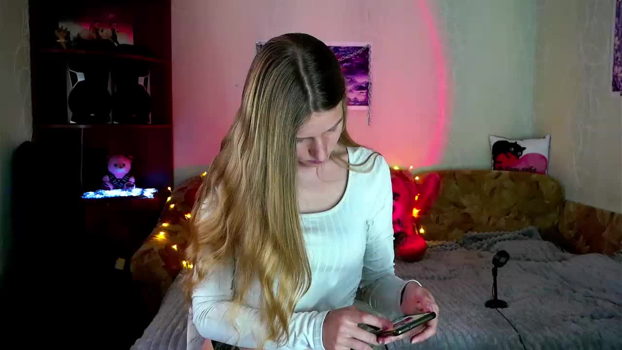 LunaEvan Cam Model Chat October 29, 2025