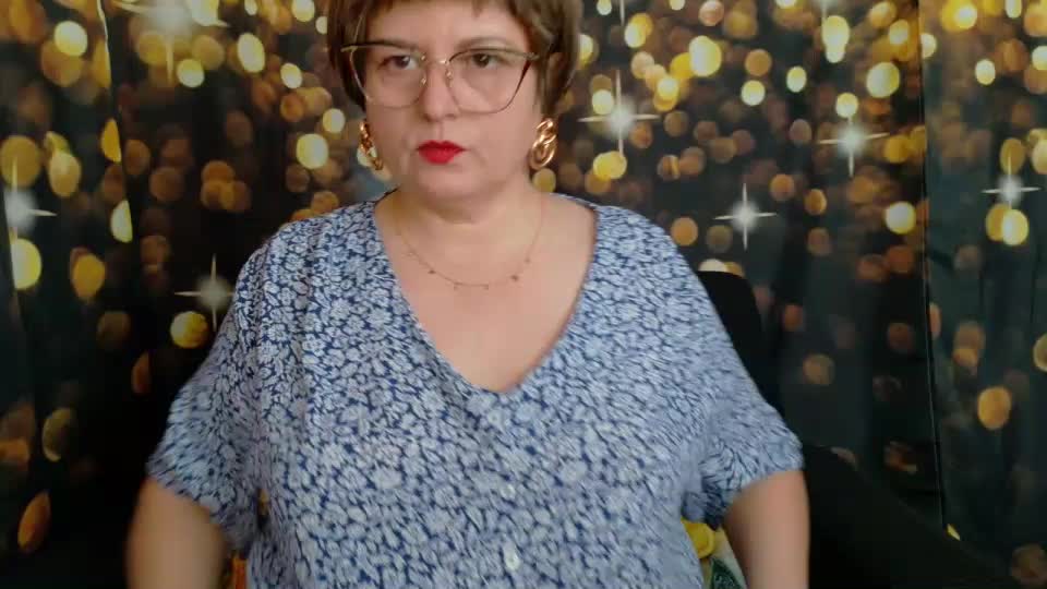 Golden_Lady Cam Model Chat October 29, 2025