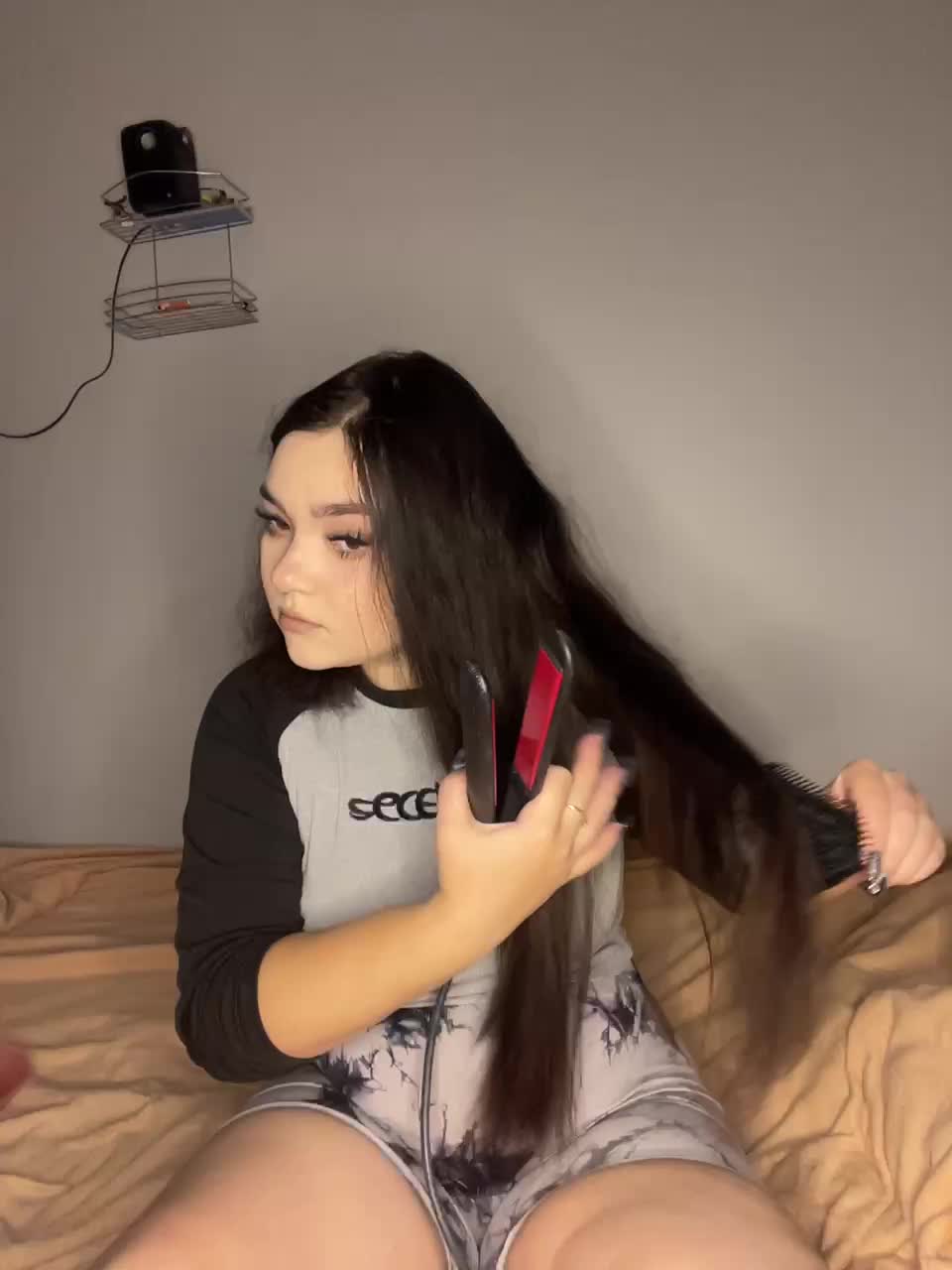 EvaMoon666 Cam Model Chat October 29, 2025