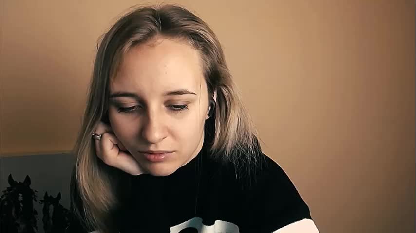 _nicole_new Cam Model Chat October 29, 2025