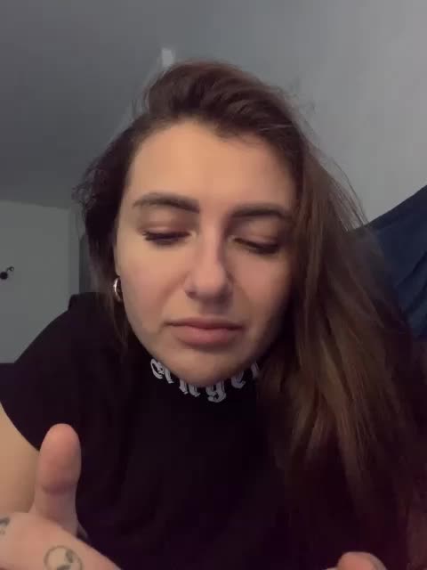 WILDGIRL Cam Model Chat October 29, 2025