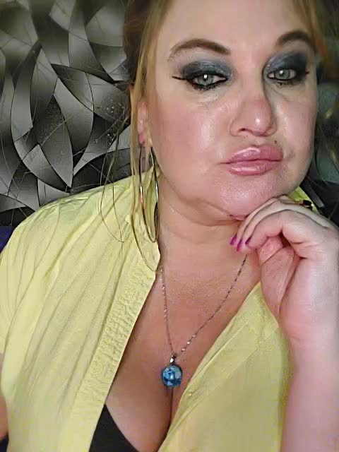 -Your_dream- Cam Model Chat October 29, 2025