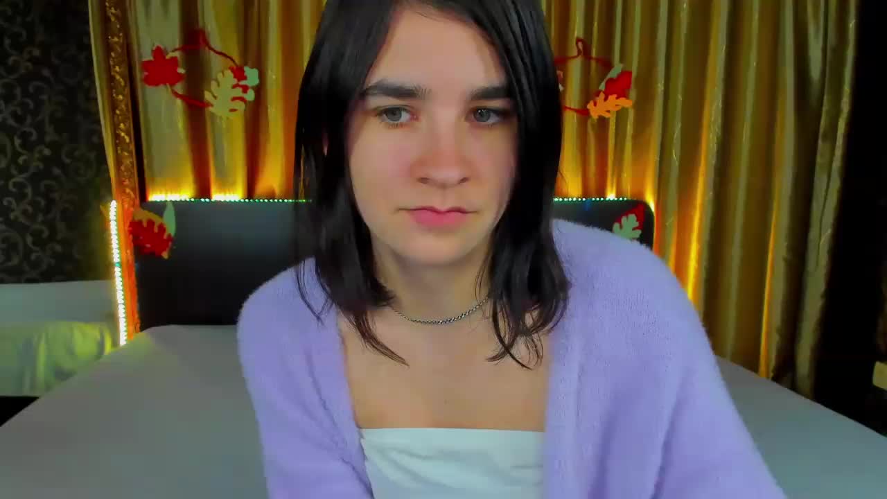 Polly-Love Cam Model Chat October 29, 2025