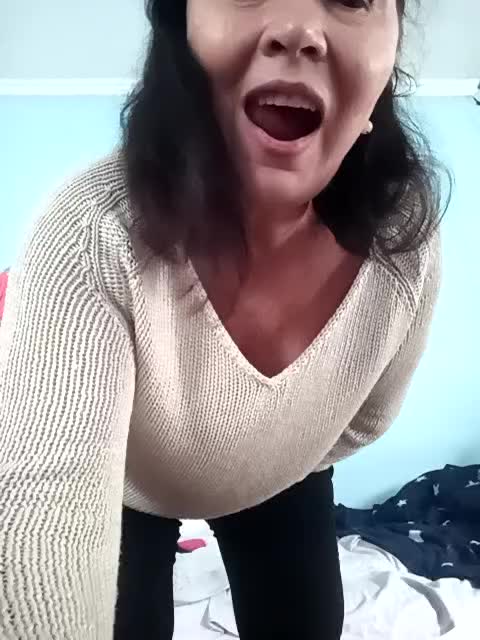 asya18 Cam Model Chat October 29, 2025